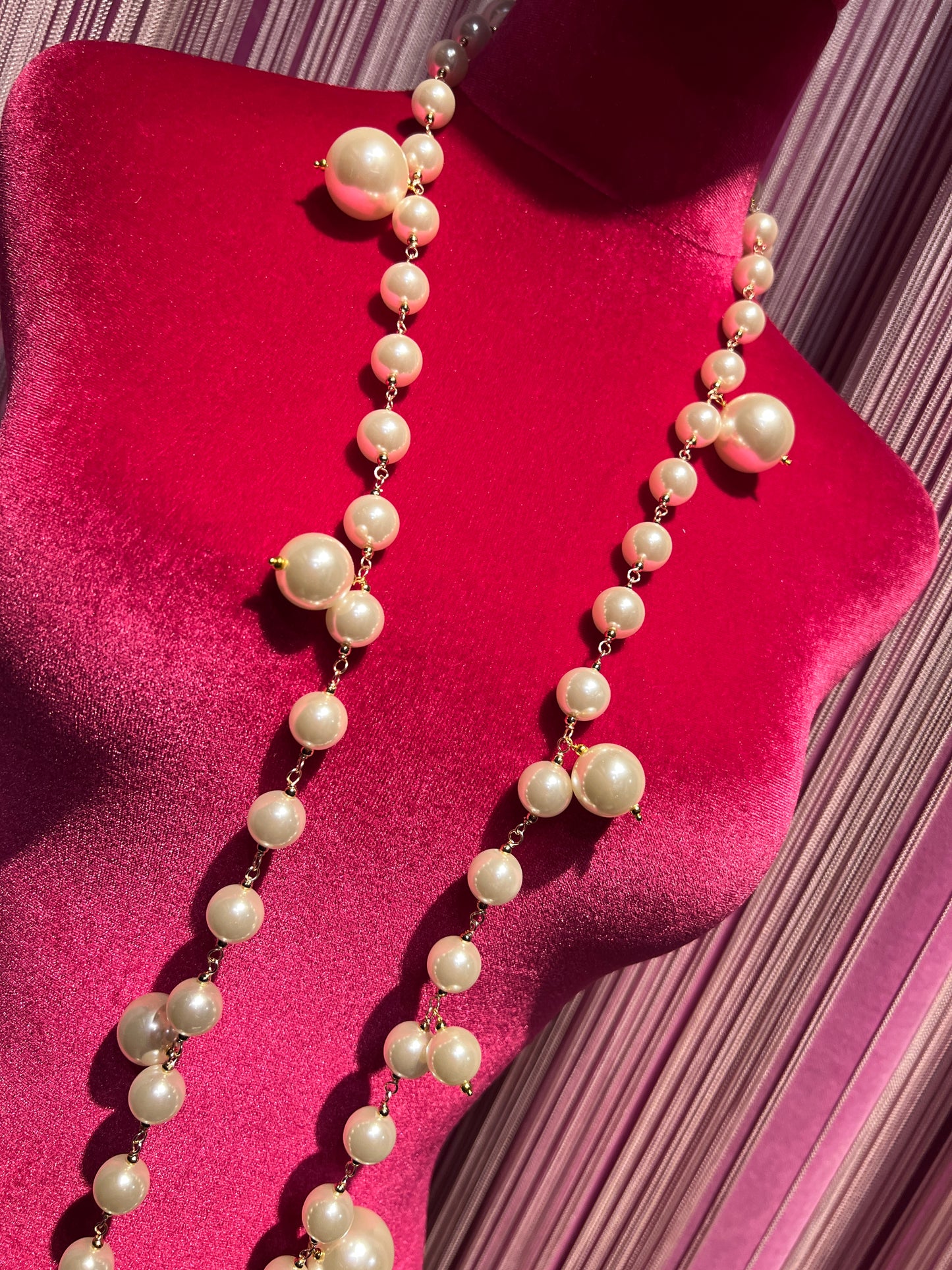 Collana perle rosario con ciondolo cuore sacro