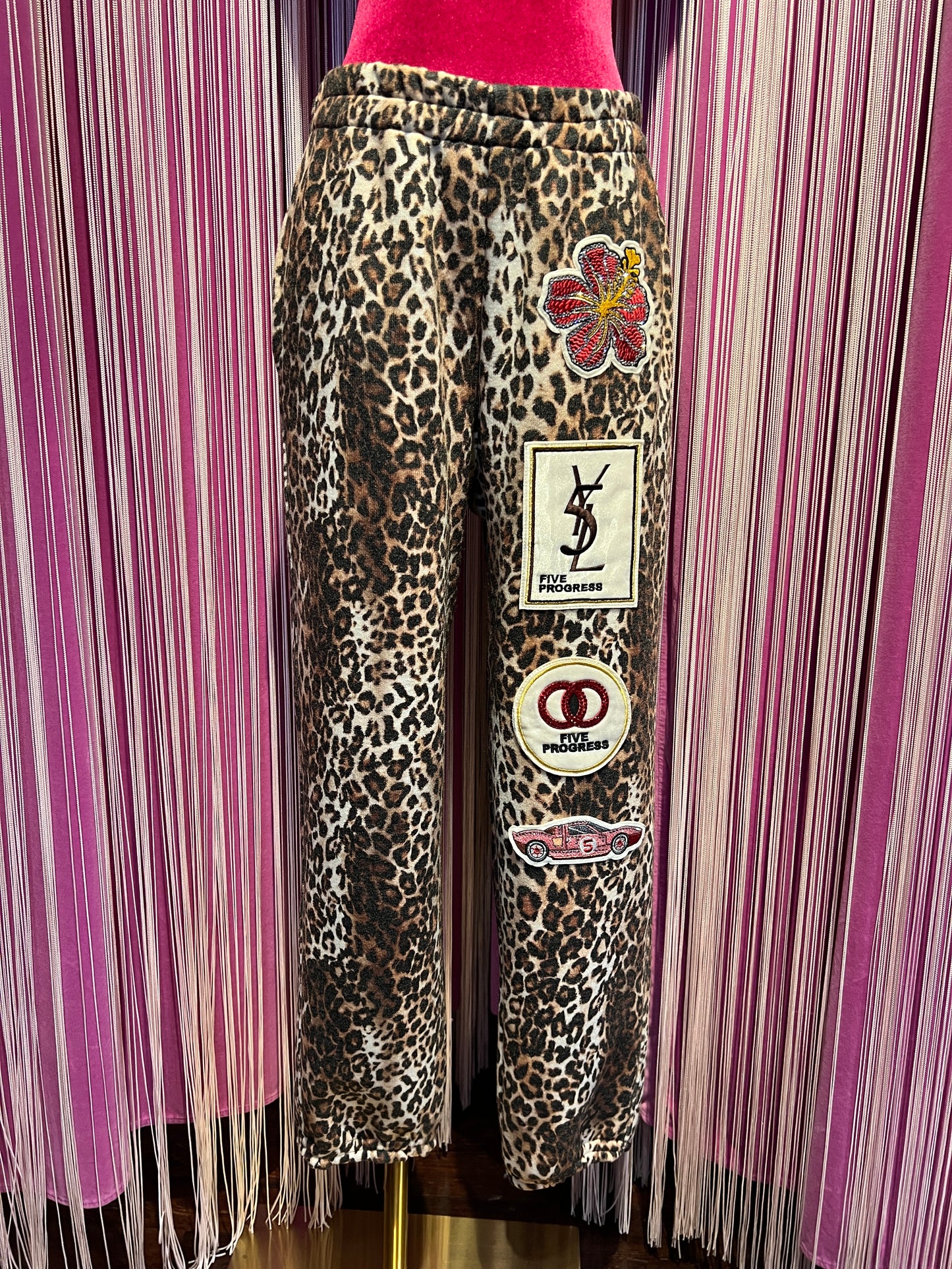 5 Progress completo giacca/ cardigan con pantalone leopardato con patch