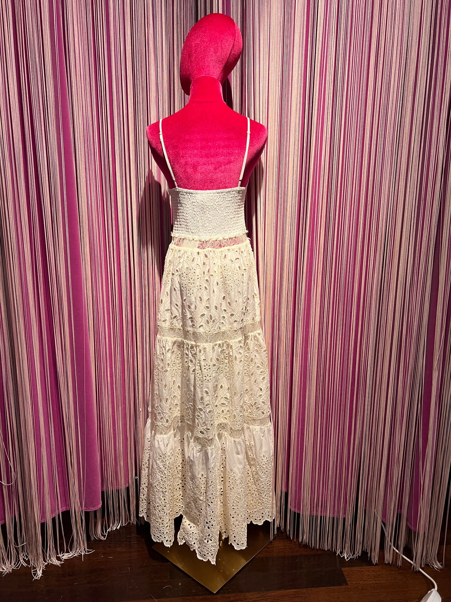 Ermanno Scervino abito lungo bretellina sangallo con piccole paillettes