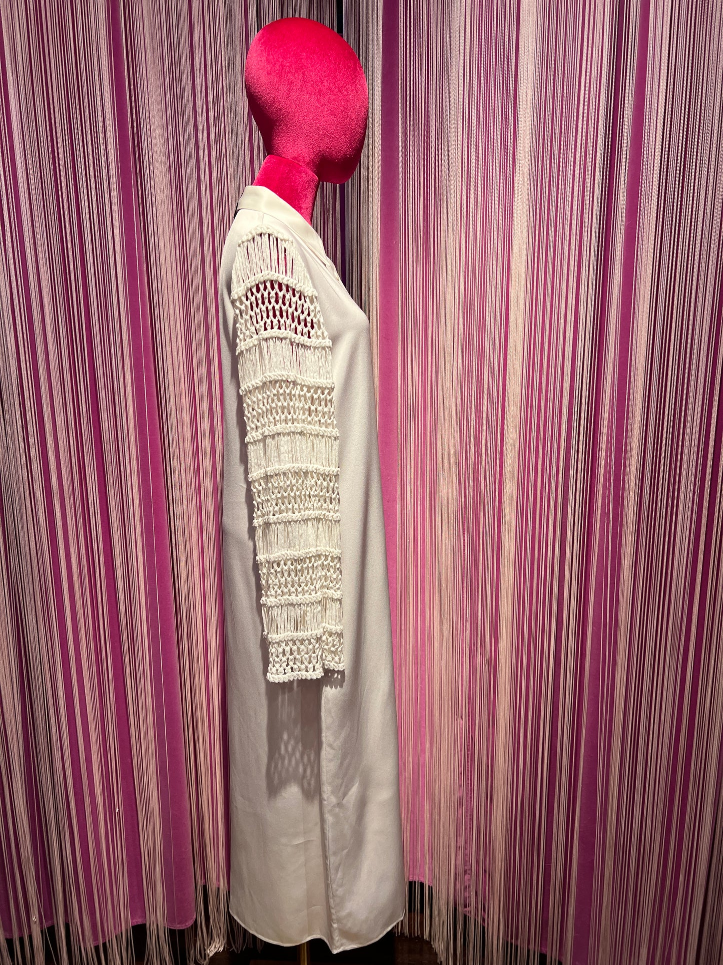 Isabelle Blanche Paris -50% di sconto abito lungo in crepe viscosa inserti maniche uncinetto bianco