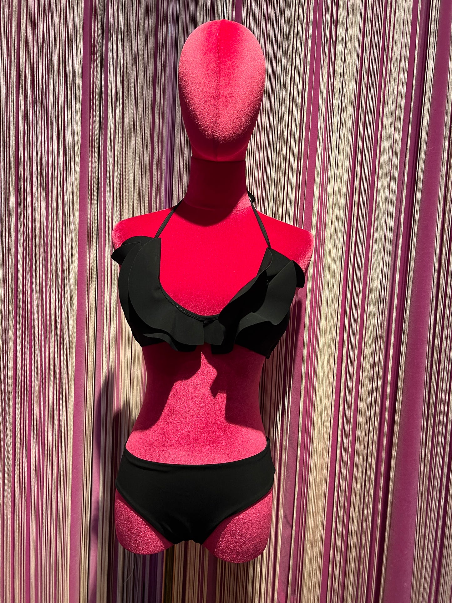 Cinzia Cortesi costume bikini nero Elsa/Nora