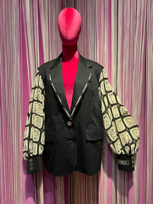 5 Progress giacca in cotone nera con maniche in crochet avorio e nero