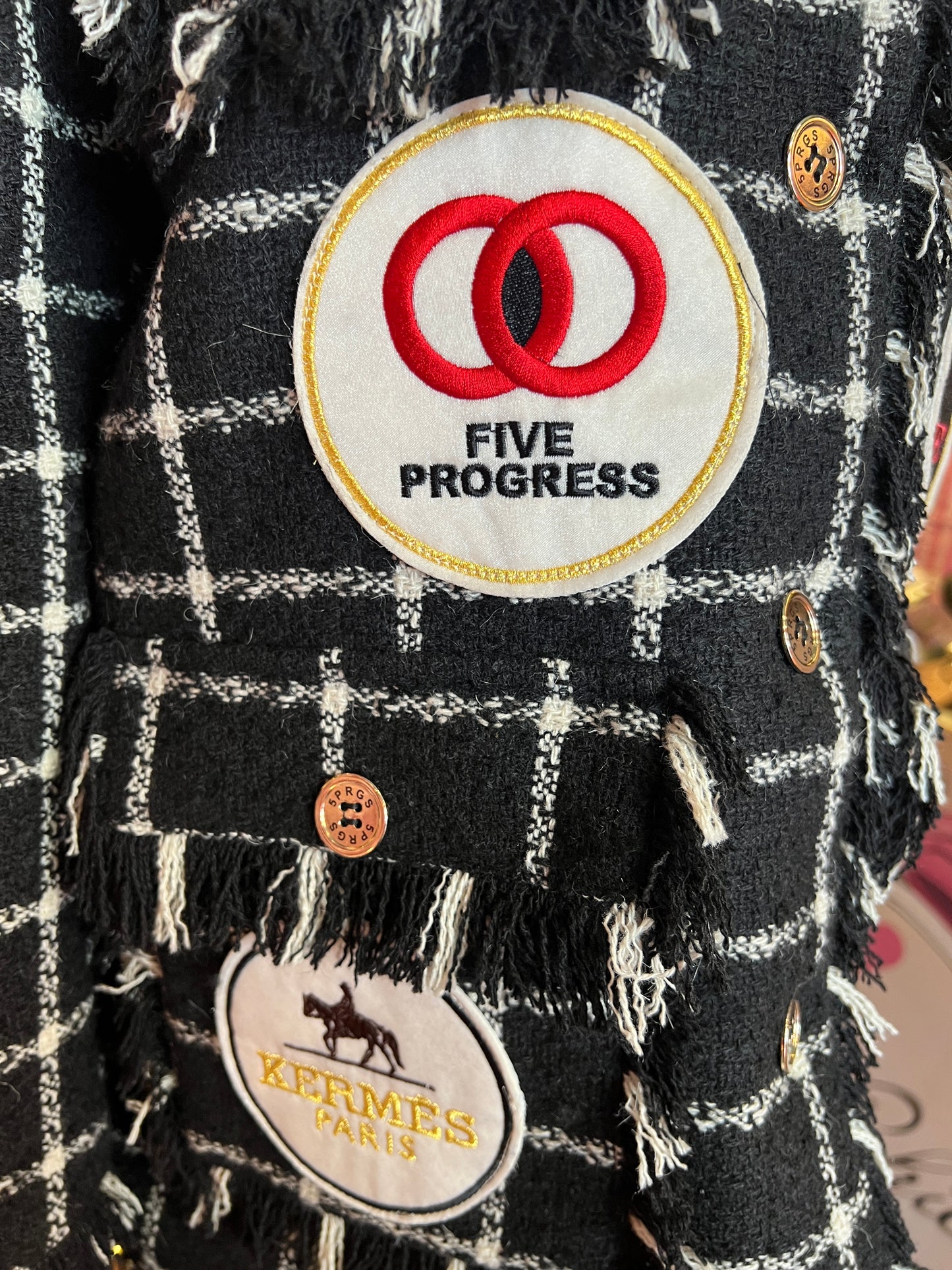5 Progress giacca/cappotto in tweed con frange e patch