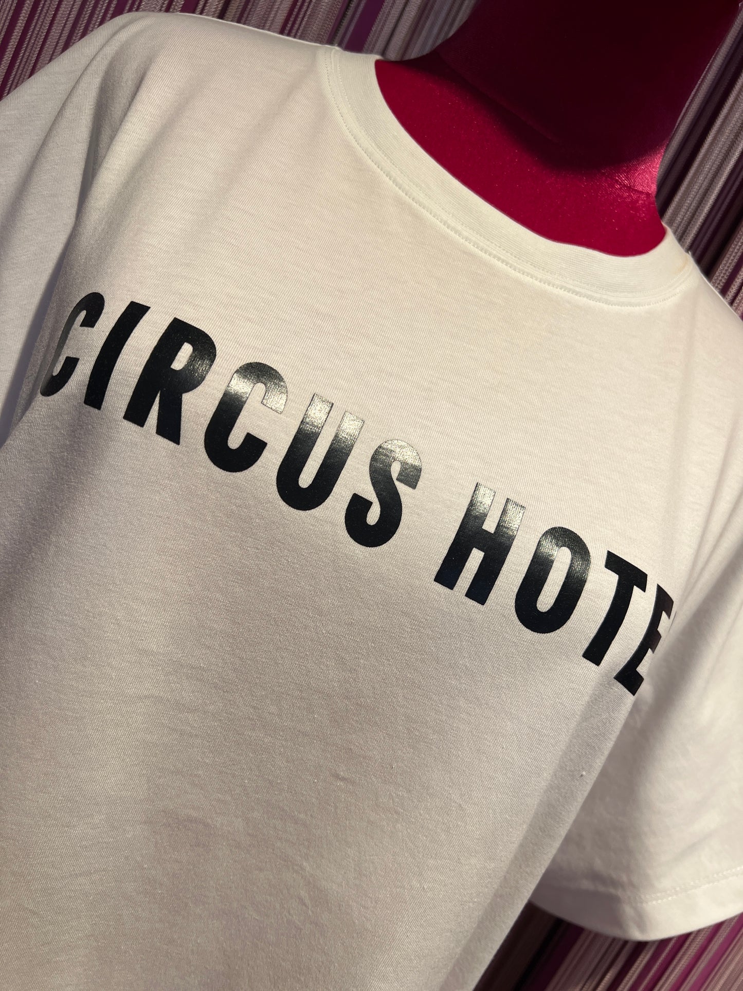 Circus Hotel t-shirt cotone scritta logo nera