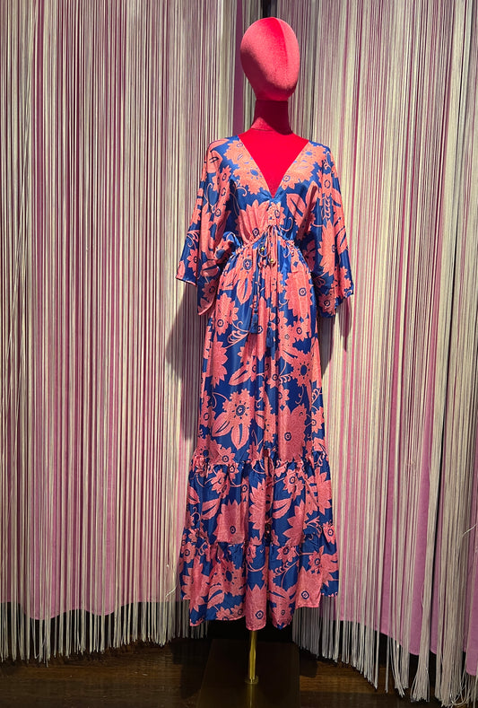 Mon amour Paris abito lungo con balze in seta scollato fantasia floreale azzurro e rosa