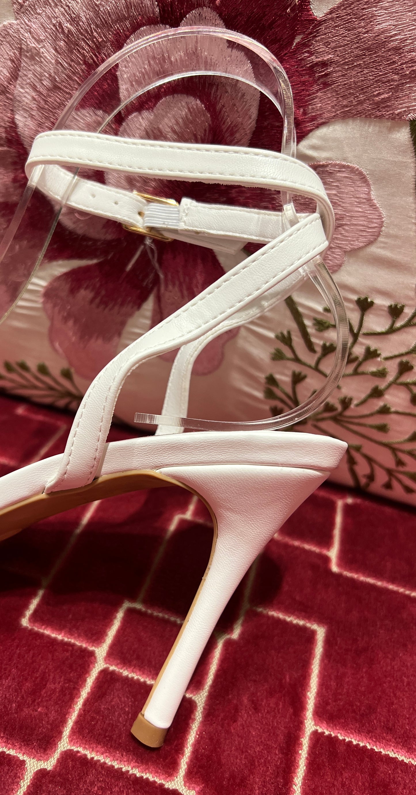 Love & roses scarpa ecopelle bianco con cinturino alla caviglia