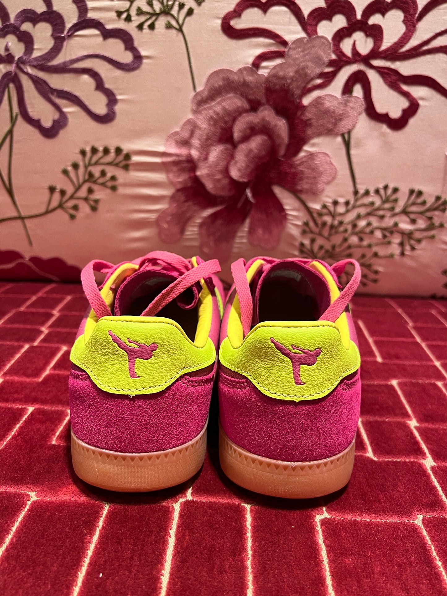 Wushu Ruyi sneakers camoscio, pelle e tela fucsia / giallo flou