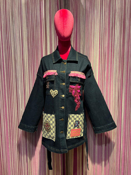 ABpink🩷 giacca denim con cintura con applicazione ramage fucsia patch e tasche logate GG