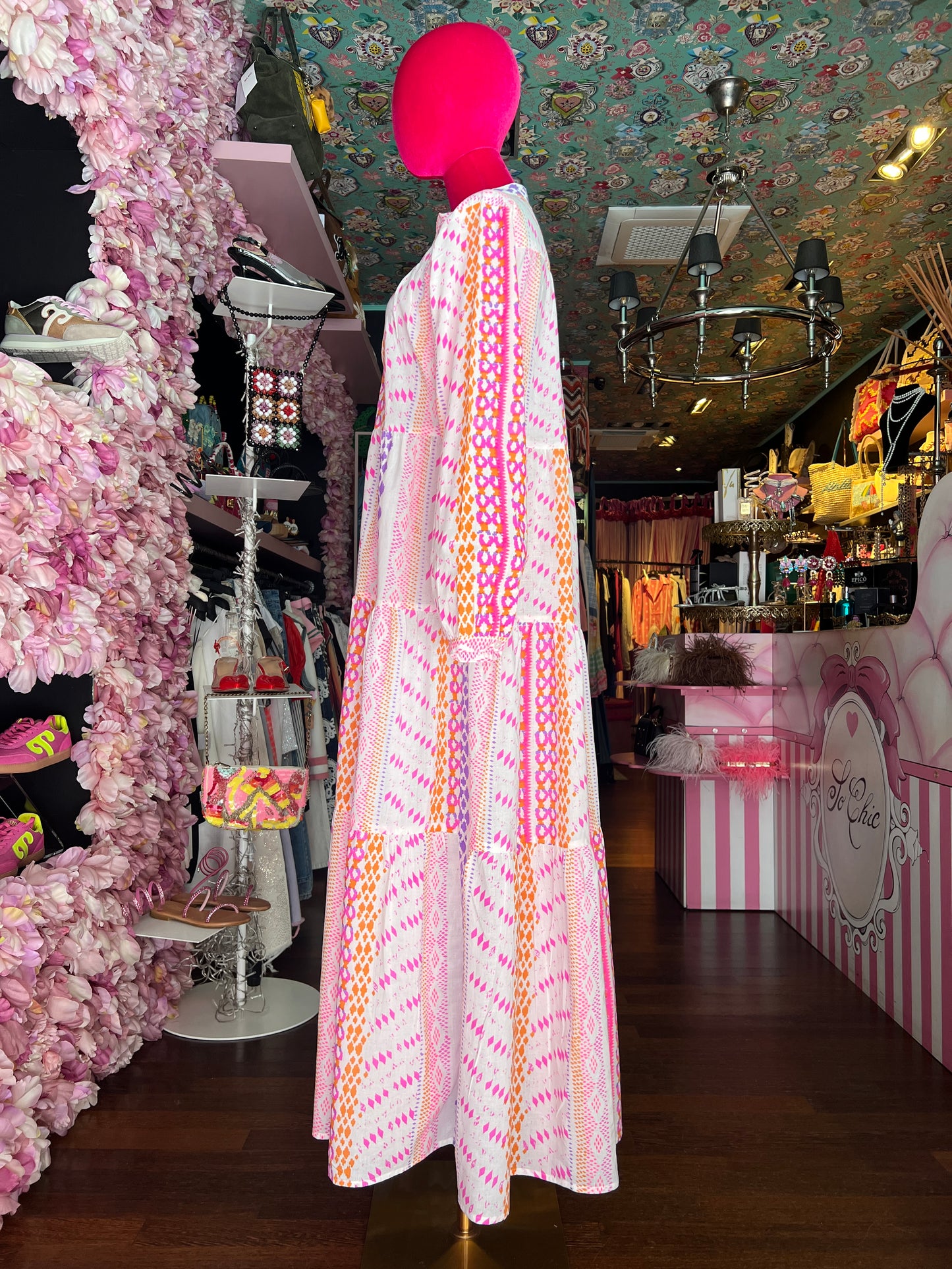 Mon amour Paris sconto-20 % abito lungo fantasia geometrica fucsia/arancio/ viola su sfondo bianco