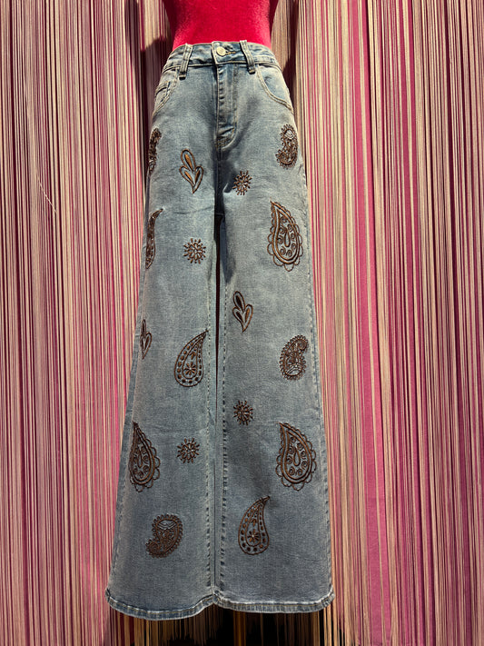 Love & roses jeans a zampa disegno cachemire