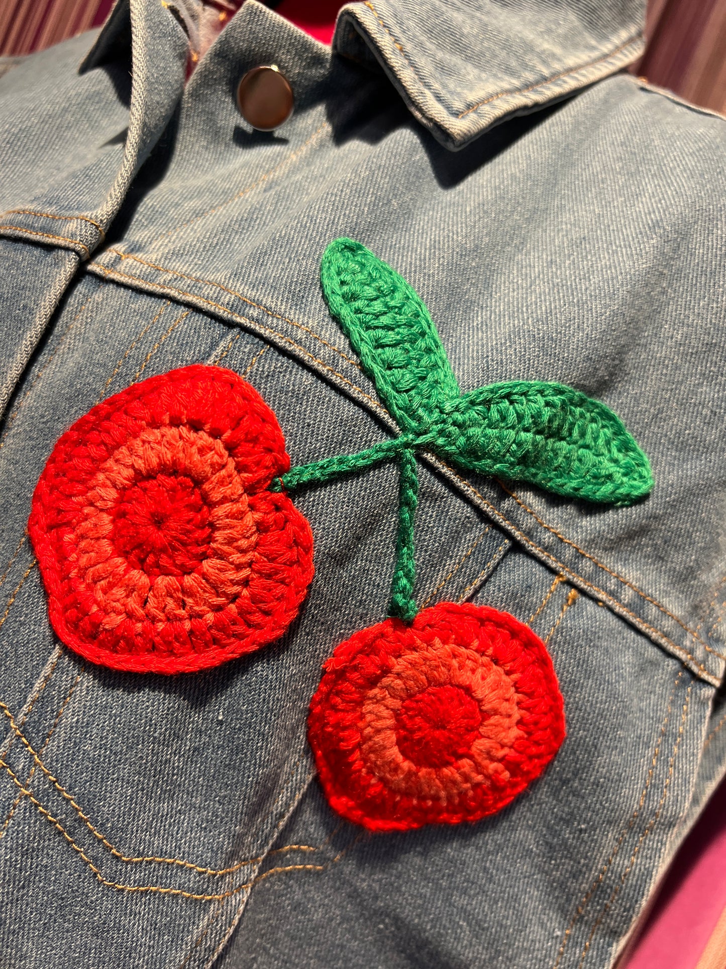 Mon amour Paris gilet jeans denim con applicazione ciliegie retro applicazione crochet