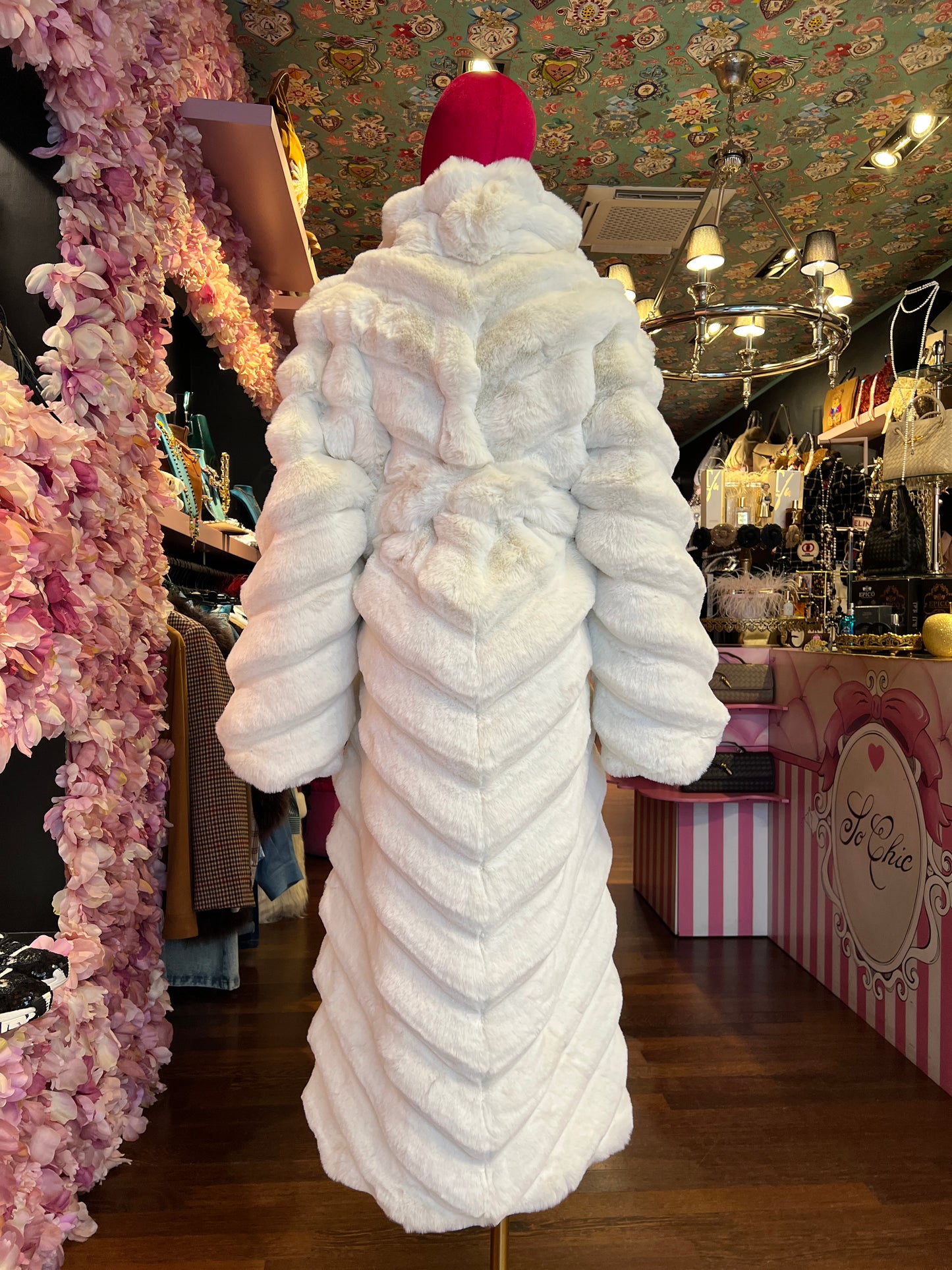 Uncommon cappotto lungo ecopelliccia cincilla’ panna con cinta