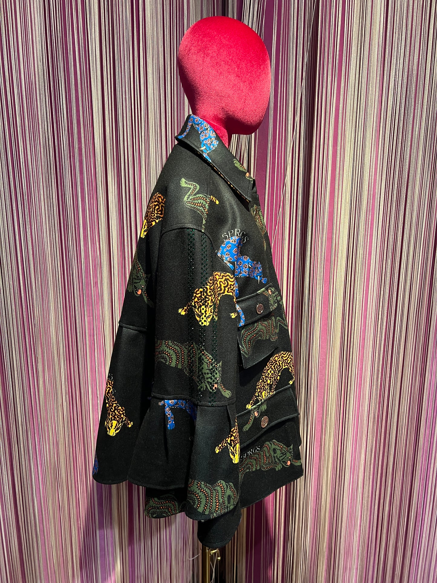 5 Progress giacca cappotto fantasia nera con pantere