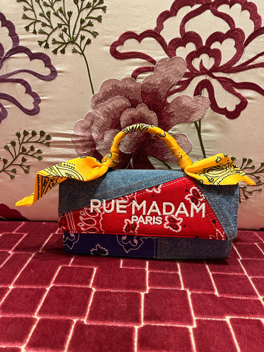 Rue Madam Paris borsa con tracollina ecopelle con patch stampa bandana manico rivestito con foulard stampa bandana gialla Paisley shoulder