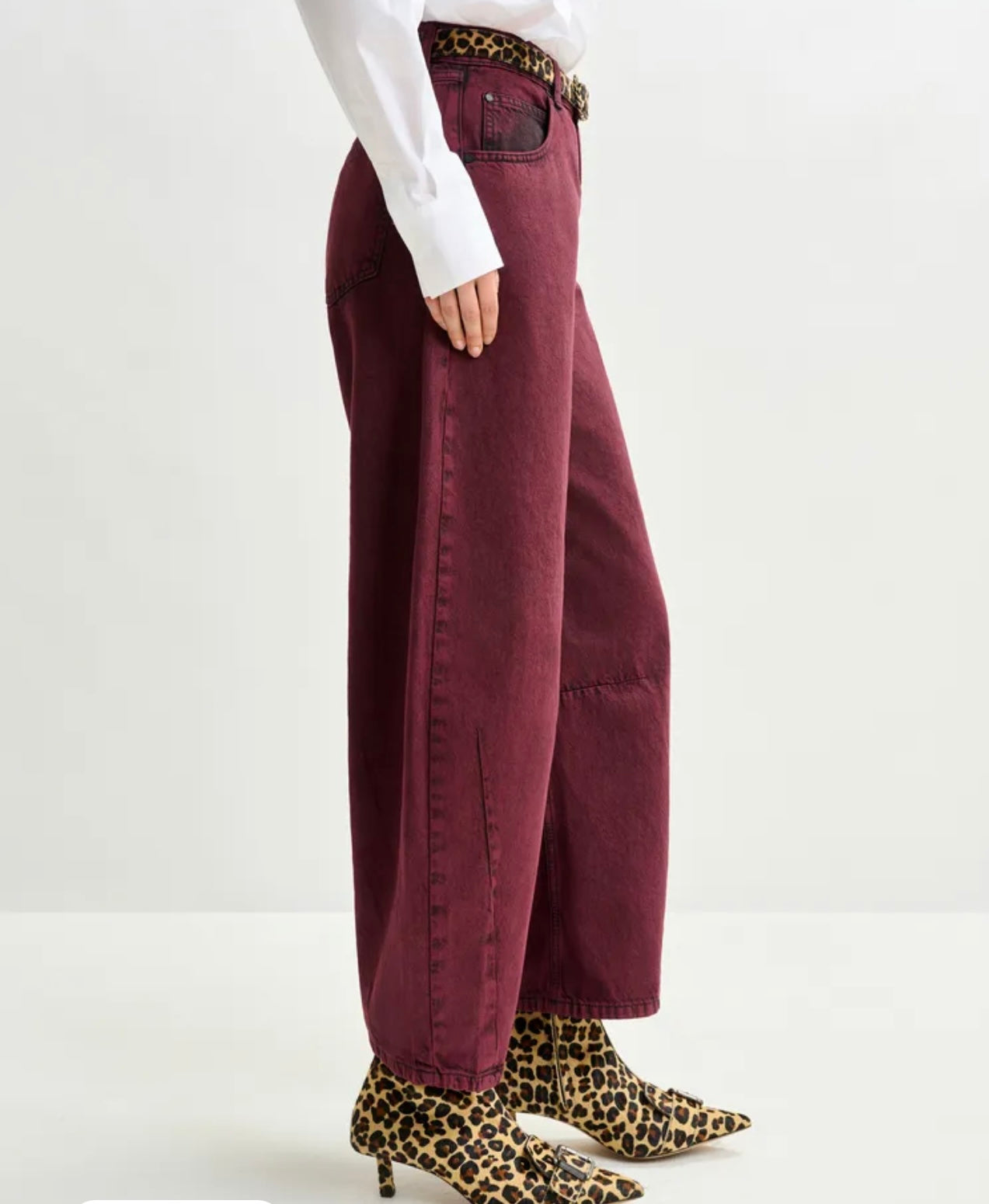 Essentiel antwerp jeans denim bordeaux gamba a botte tinto in capo