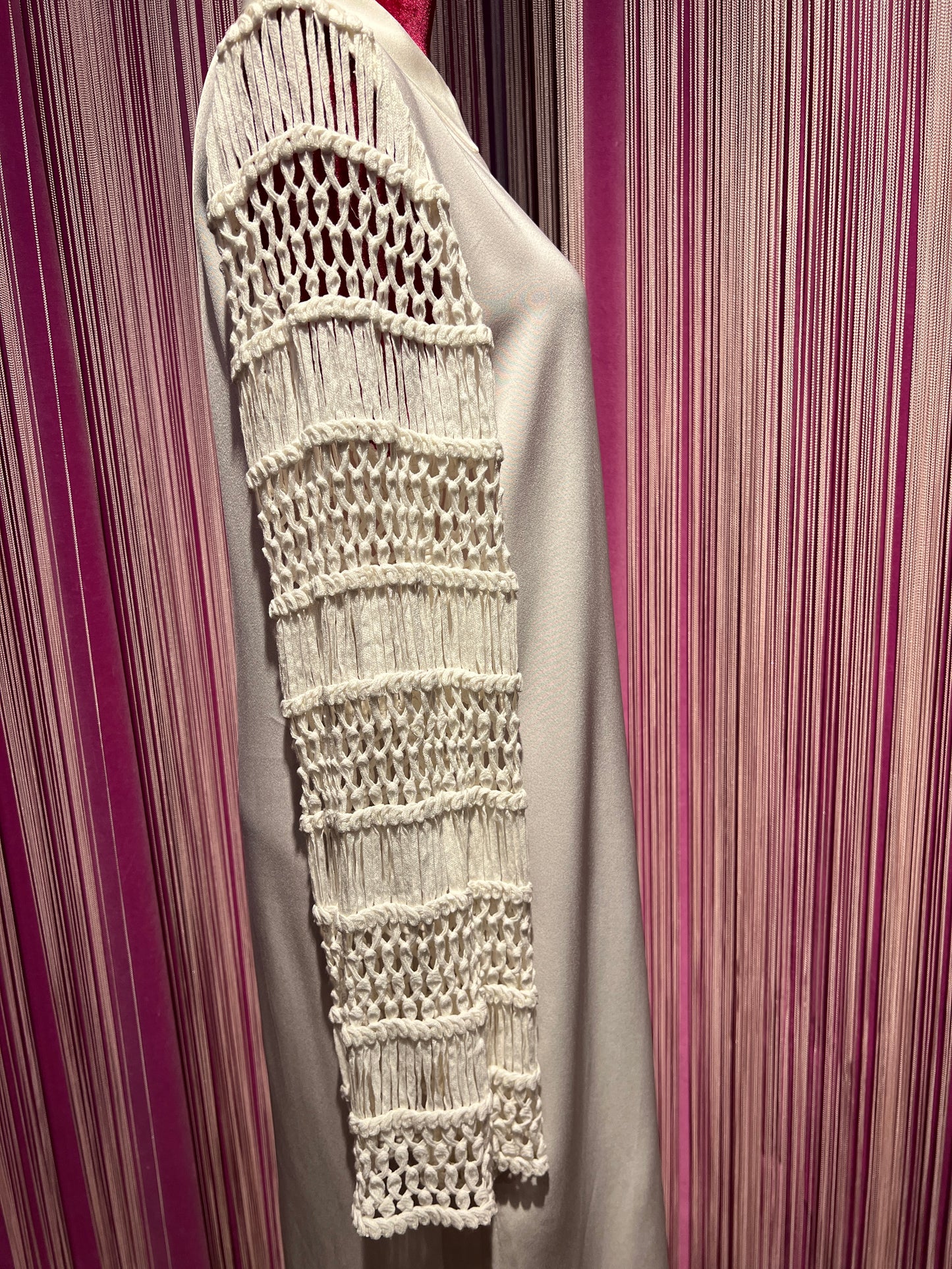 Isabelle Blanche Paris -50% di sconto abito lungo in crepe viscosa inserti maniche uncinetto bianco