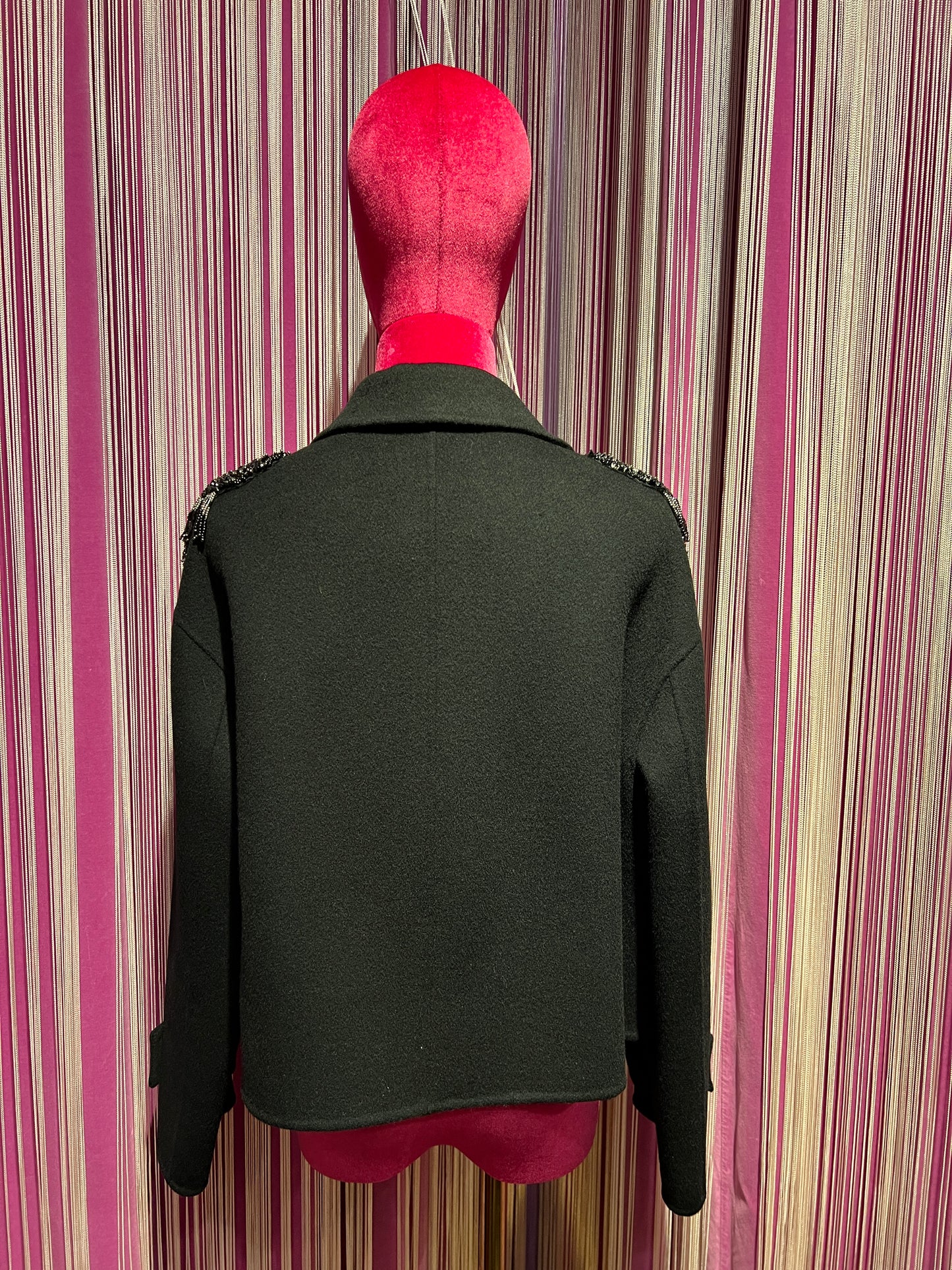 Ermanno Scervino meno 50% cappotto giacca nera panno con applicazioni perline sulle spalle