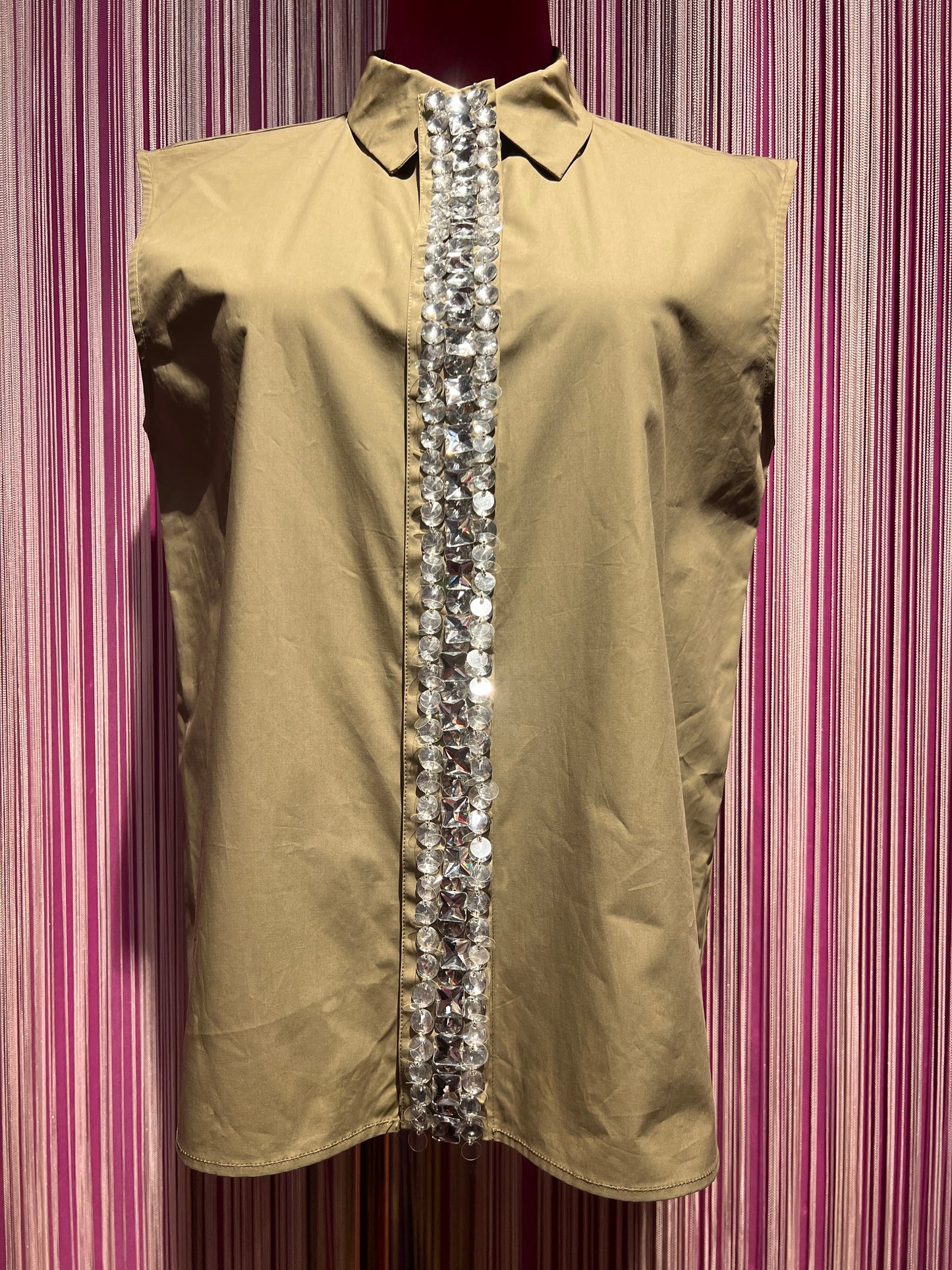 Isabelle Blanche Paris -50% di sconto camicia smanicata ricamo pietre staccabile