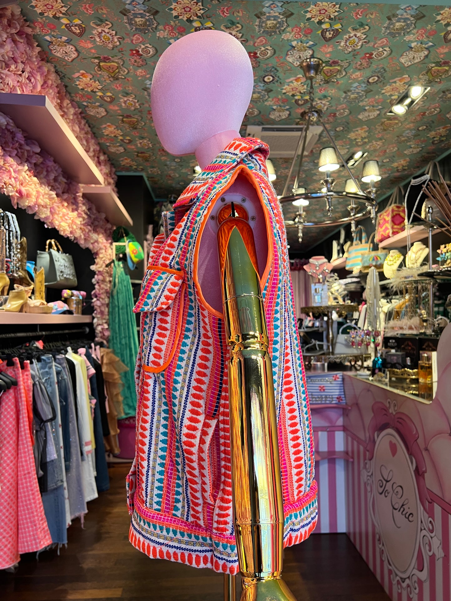 Mon amour Paris gilet leggermente imbottito fantasia geometrica su sfondo panna