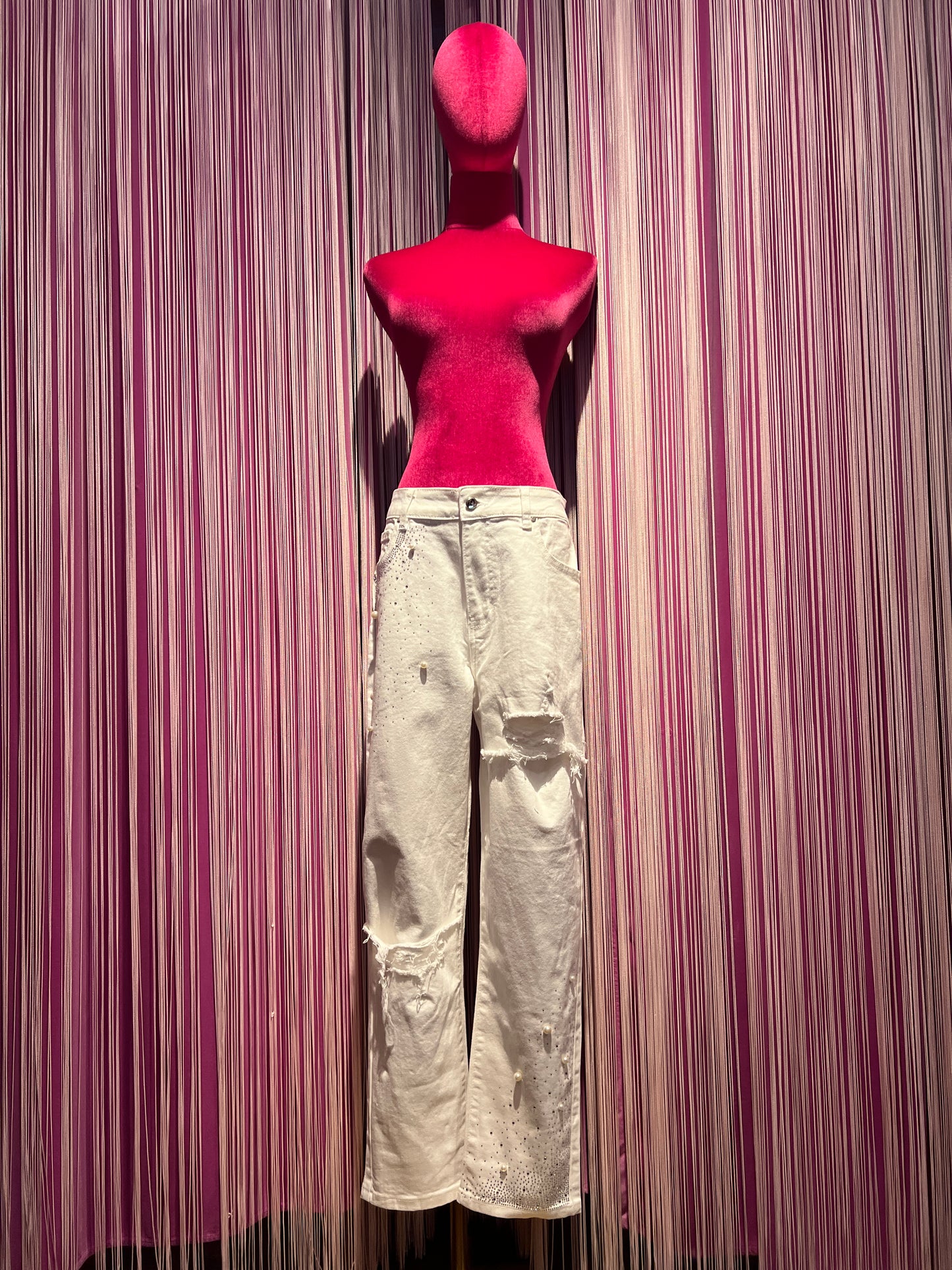 Love & roses -50%jeans tessuto elasticizzato con applicazioni perle e cristalli