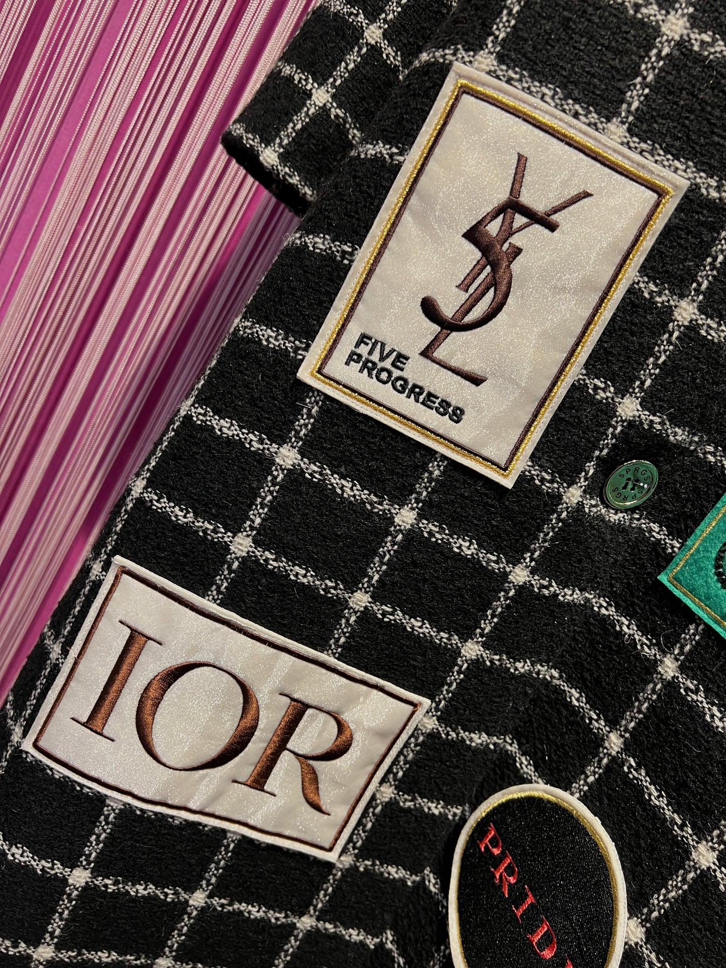 5 Progress cappotto quadri con applicazioni patch