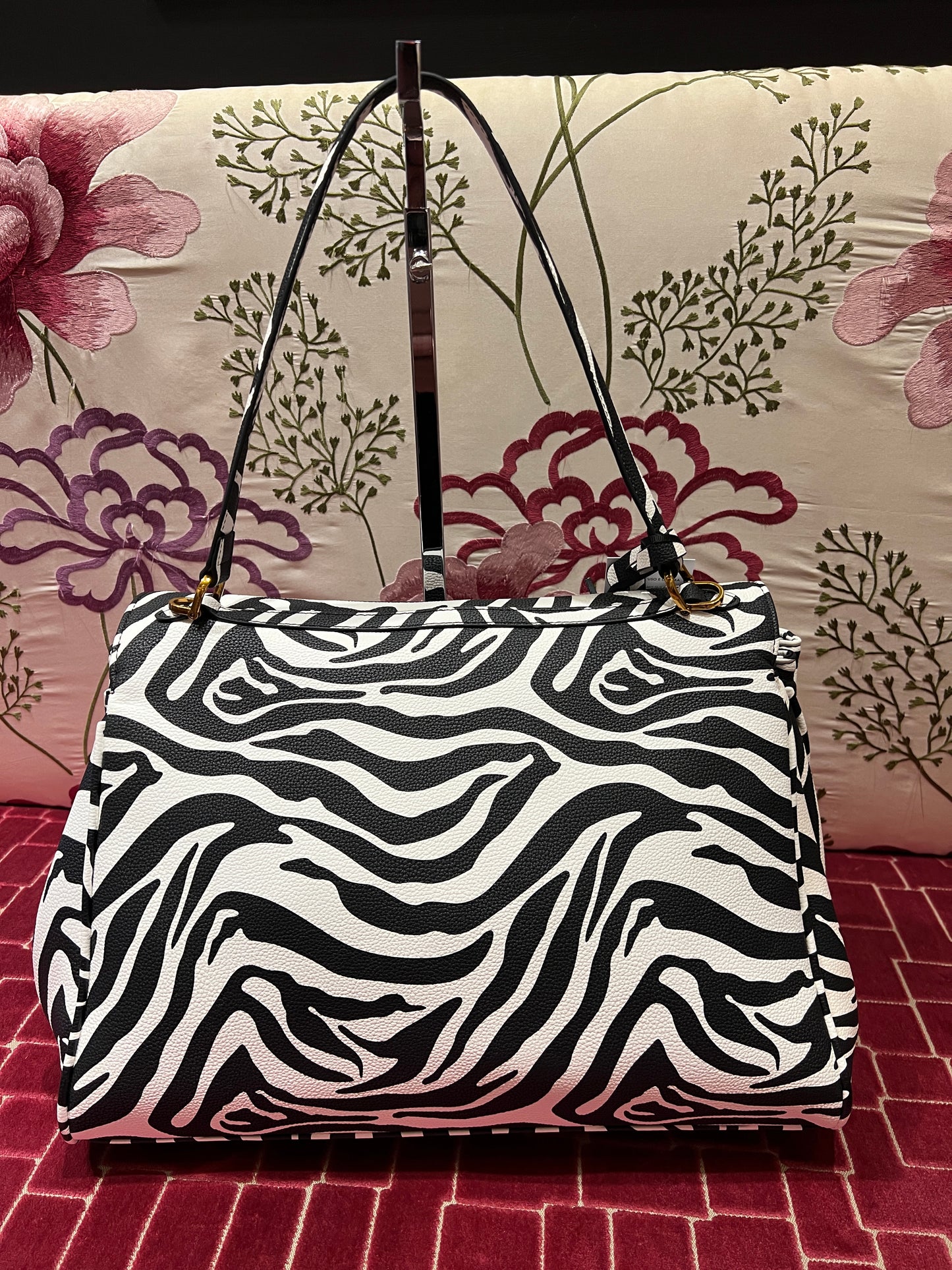 Rue Madam Paris borsa ecopelle stampa zebra con tracolla “Les jour xl “