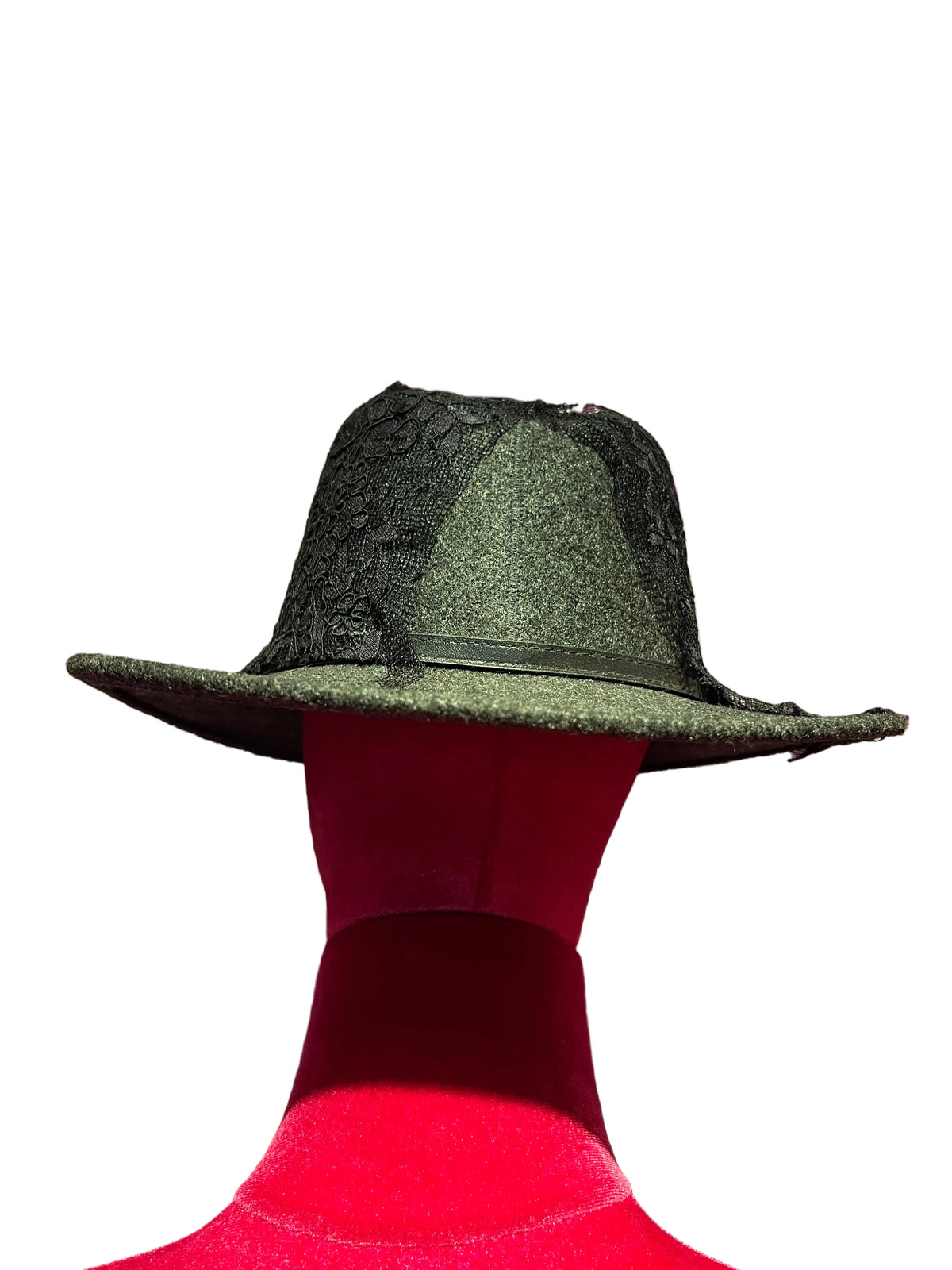 Clo’h cappello grigio antracite con applicazione cristalli e pizzo nero