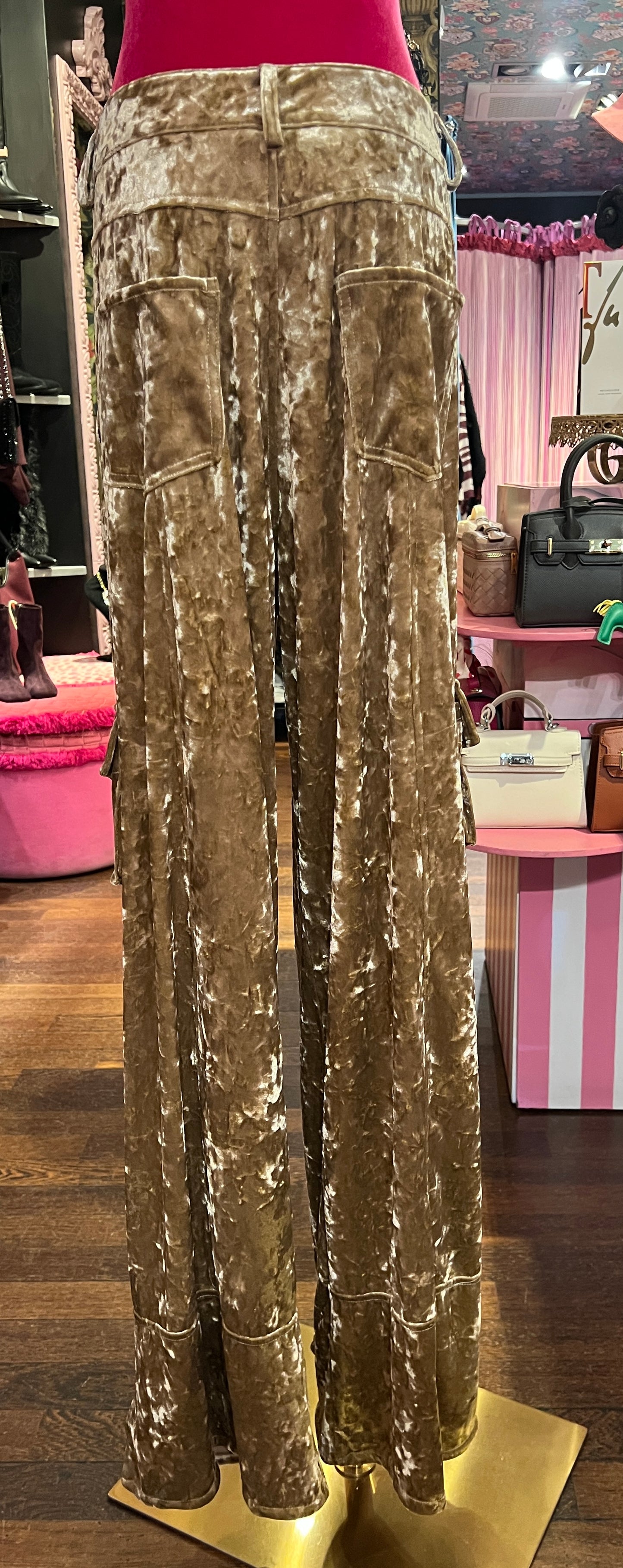5 Progress completo velvet caramello giacca con spille e pantalone cargo