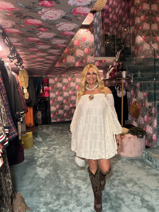 Mon amour Paris abito pizzo panna scollo Bardot con cinta in vita