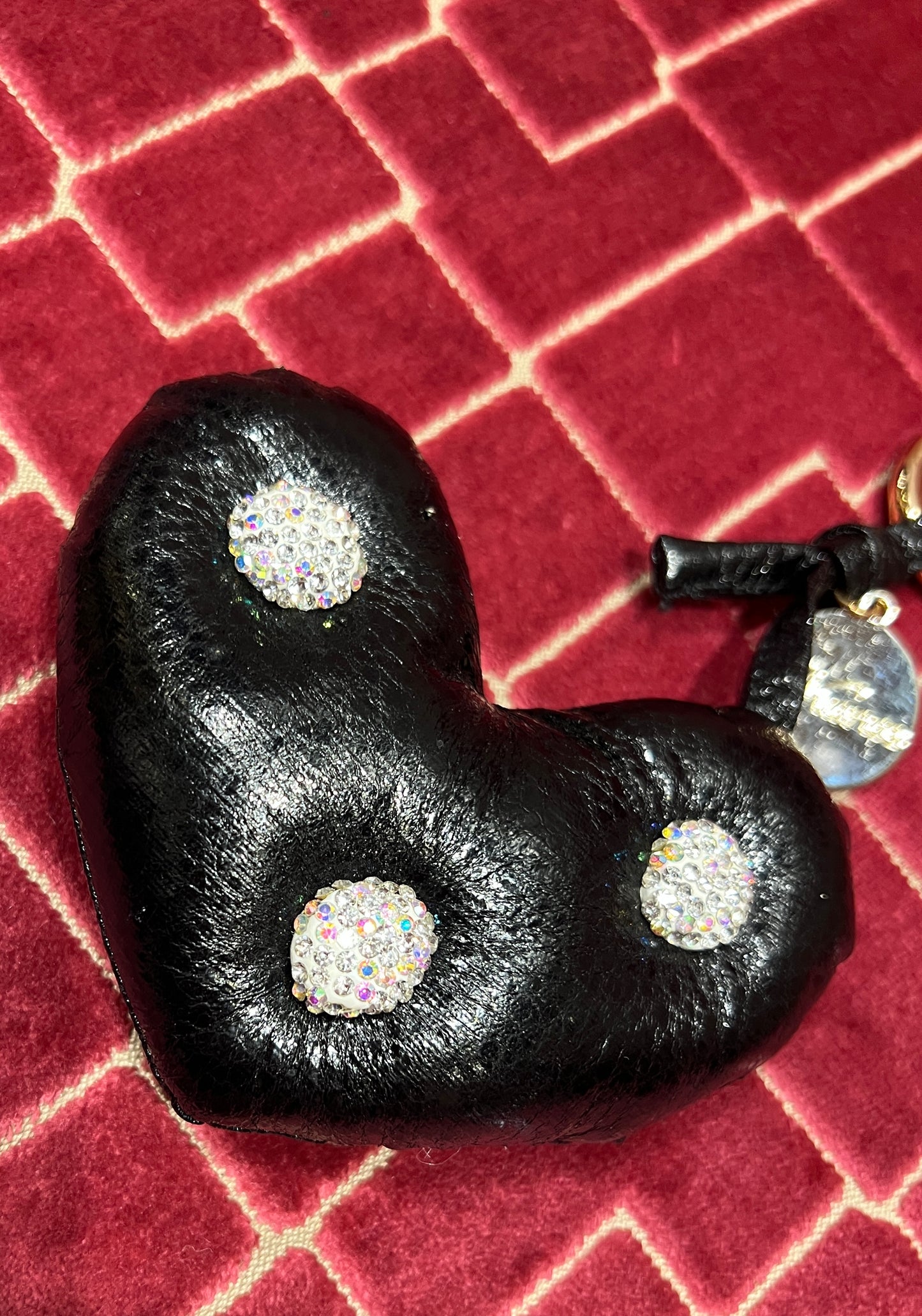 Charms cuore ecopelle nero con strass