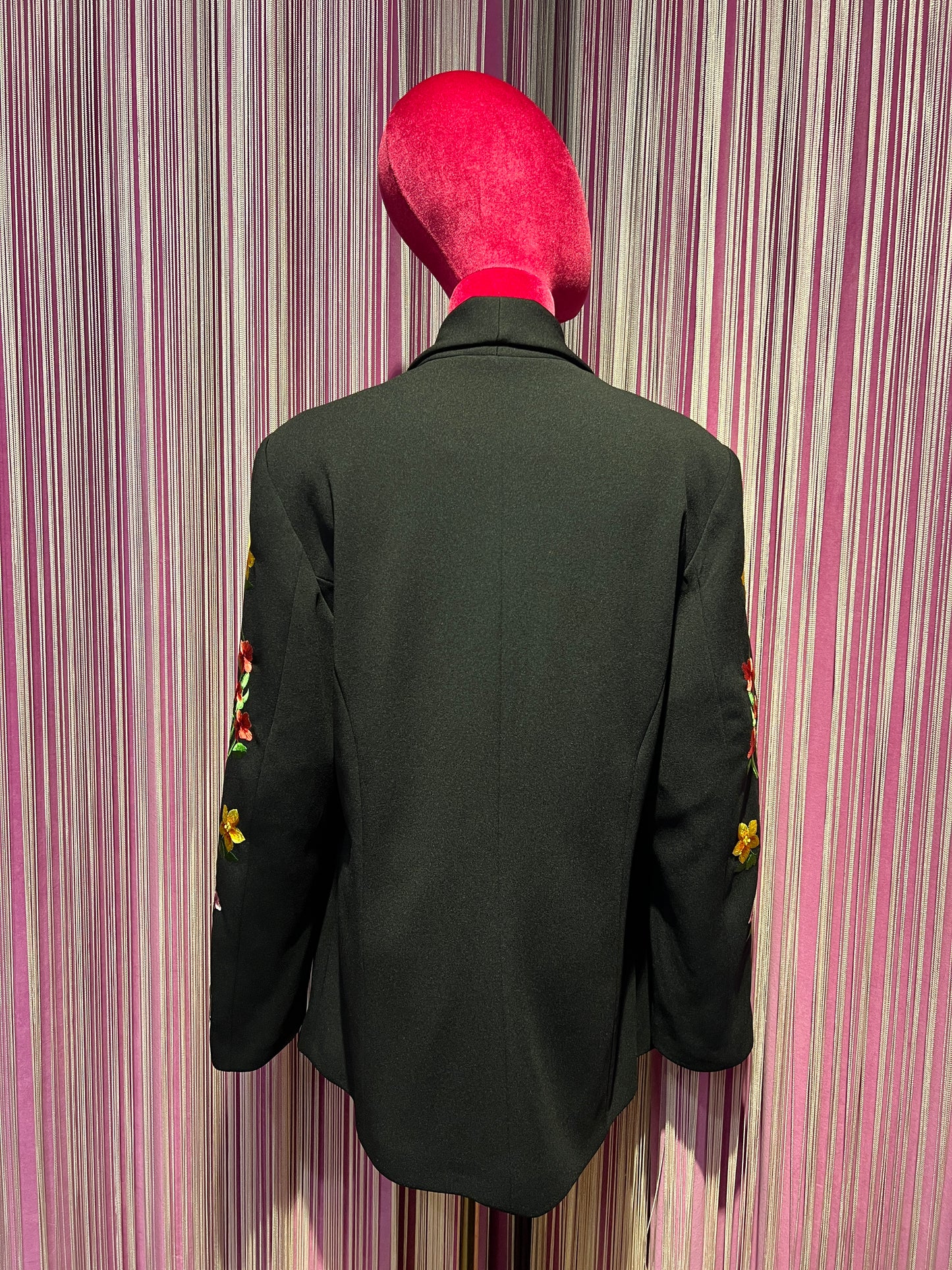 5 Progress giacca nera con decorazione floreale