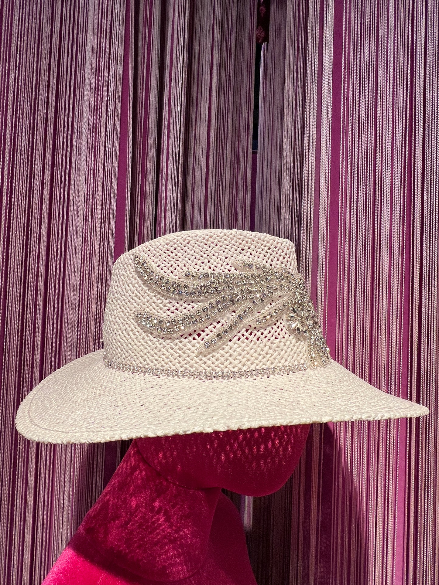 Mama Kenya cappello con perline e Swarovski