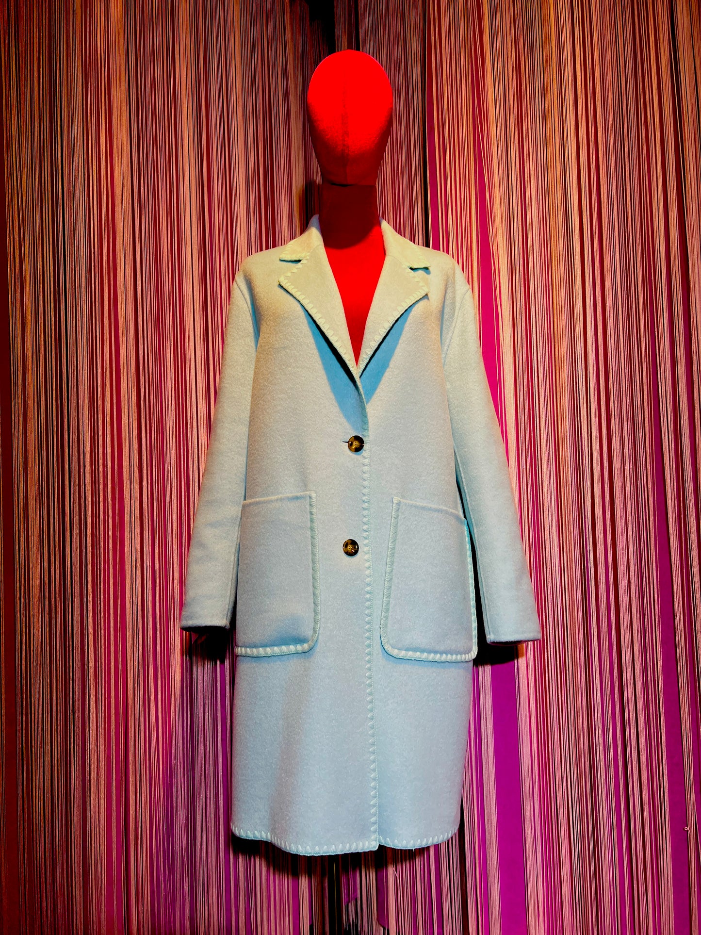 Sincere Paris cappotto celeste con tasche bordate di celeste