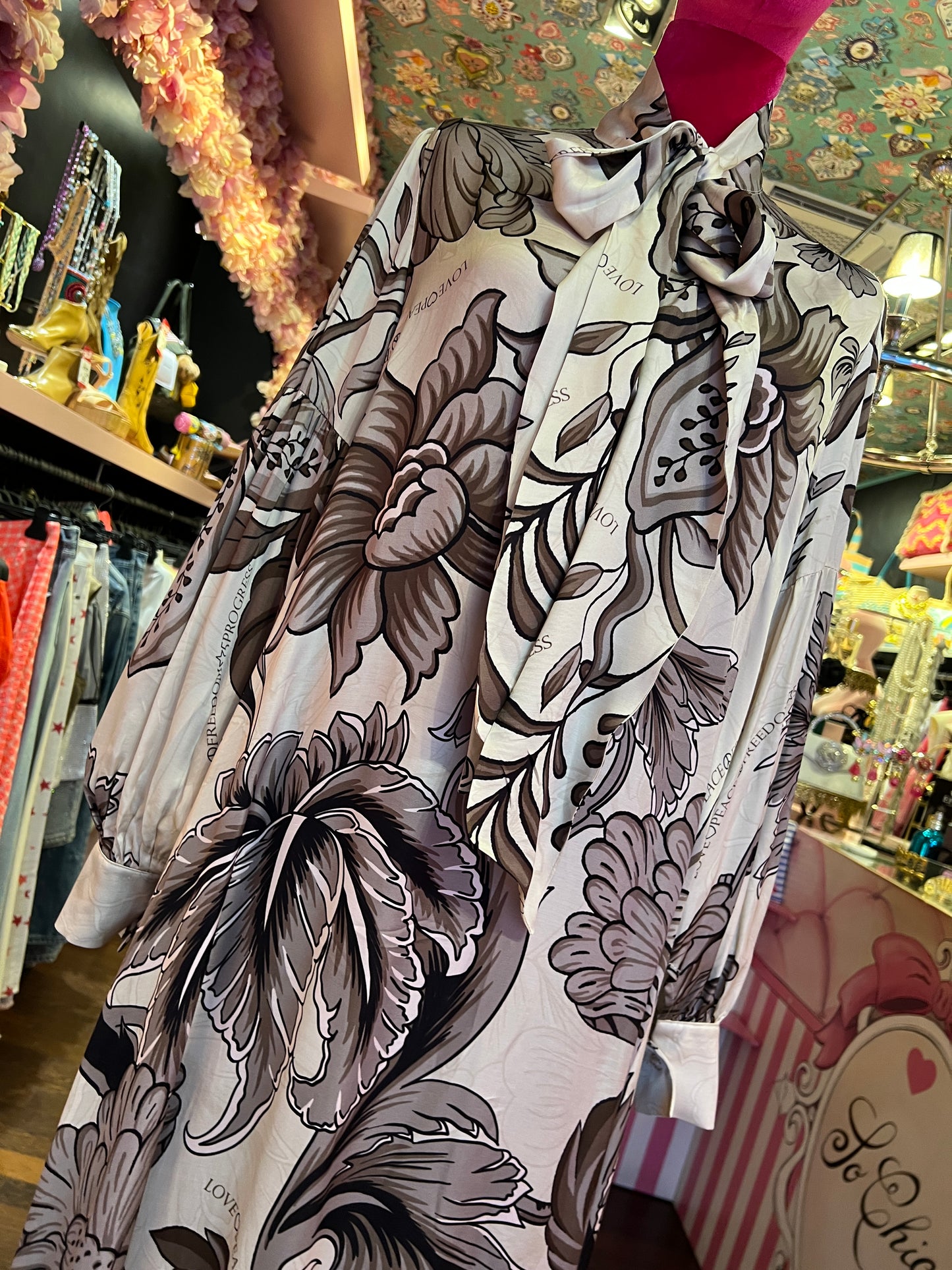 5 Progress abito lungo fantasia floreale, maniche ampie e foulard