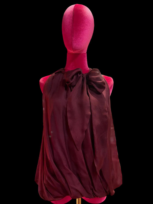 Isabelle Blanche Paris canotta con fiocco smanicata con effetto baloon in chiffon in seta burgundi