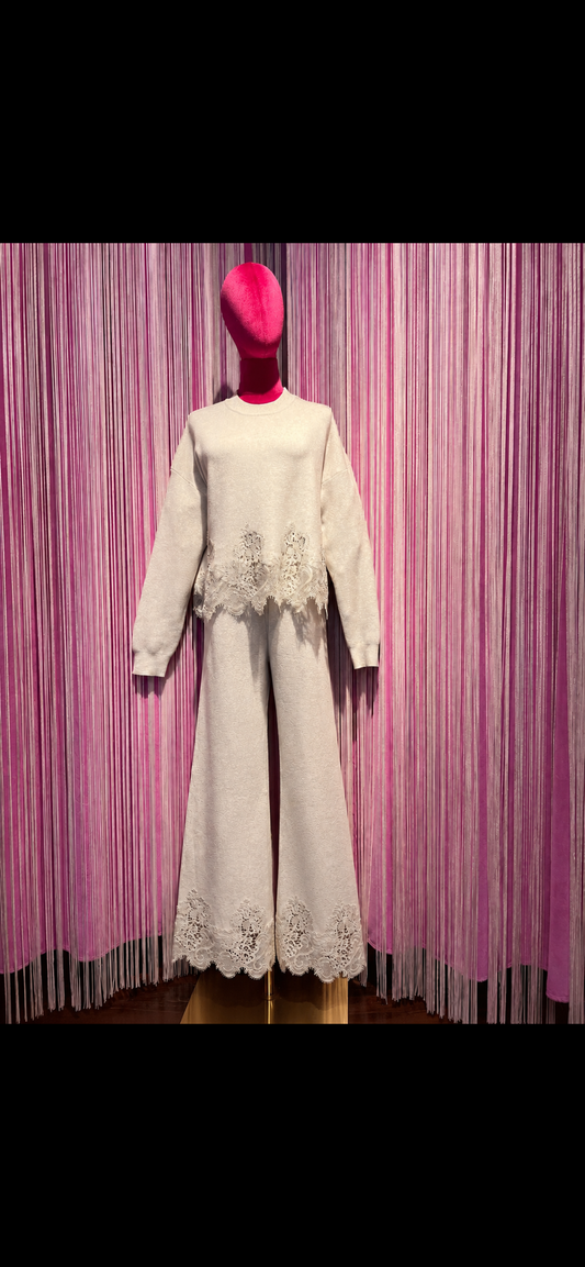 The room completo maglia e pantalone con pizzo beige