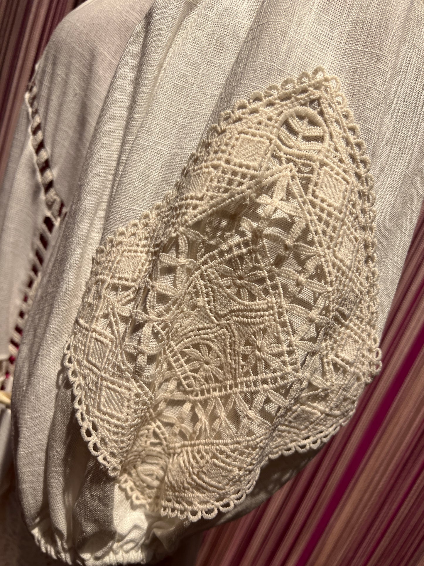 Amosa -50% di sconto abito con pizzo crochet maniche baloon