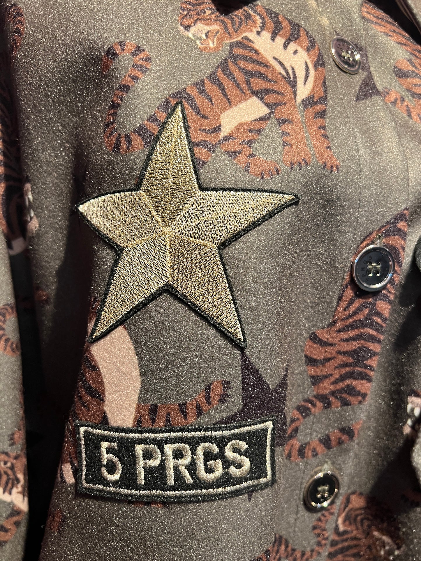 5 Progress cappotto fantasia tigri con pantera cristalli e patch