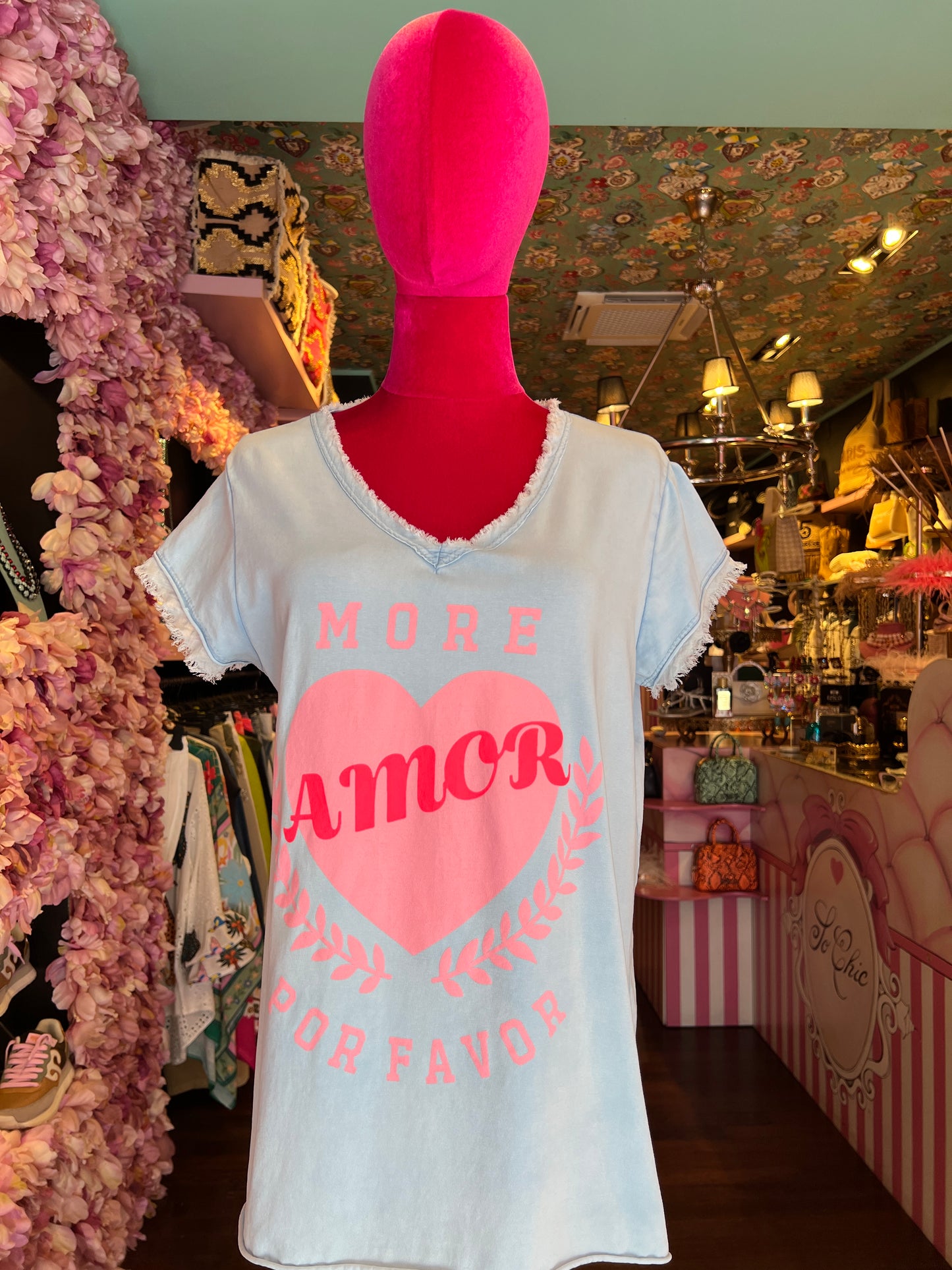 Mon amour Paris -20% dí sconto t shirt celeste cuore e scritta more amor por favor fucsia