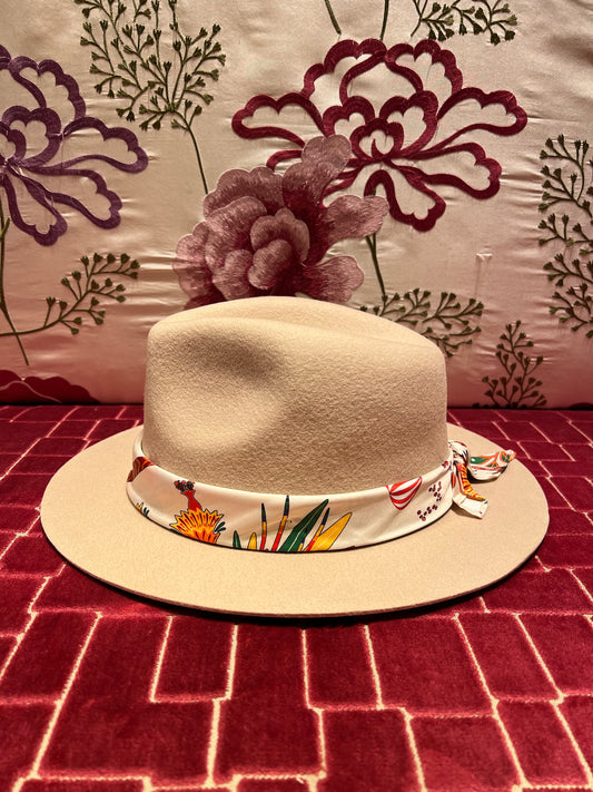 Wild sconto 50% cappello ecru Neo