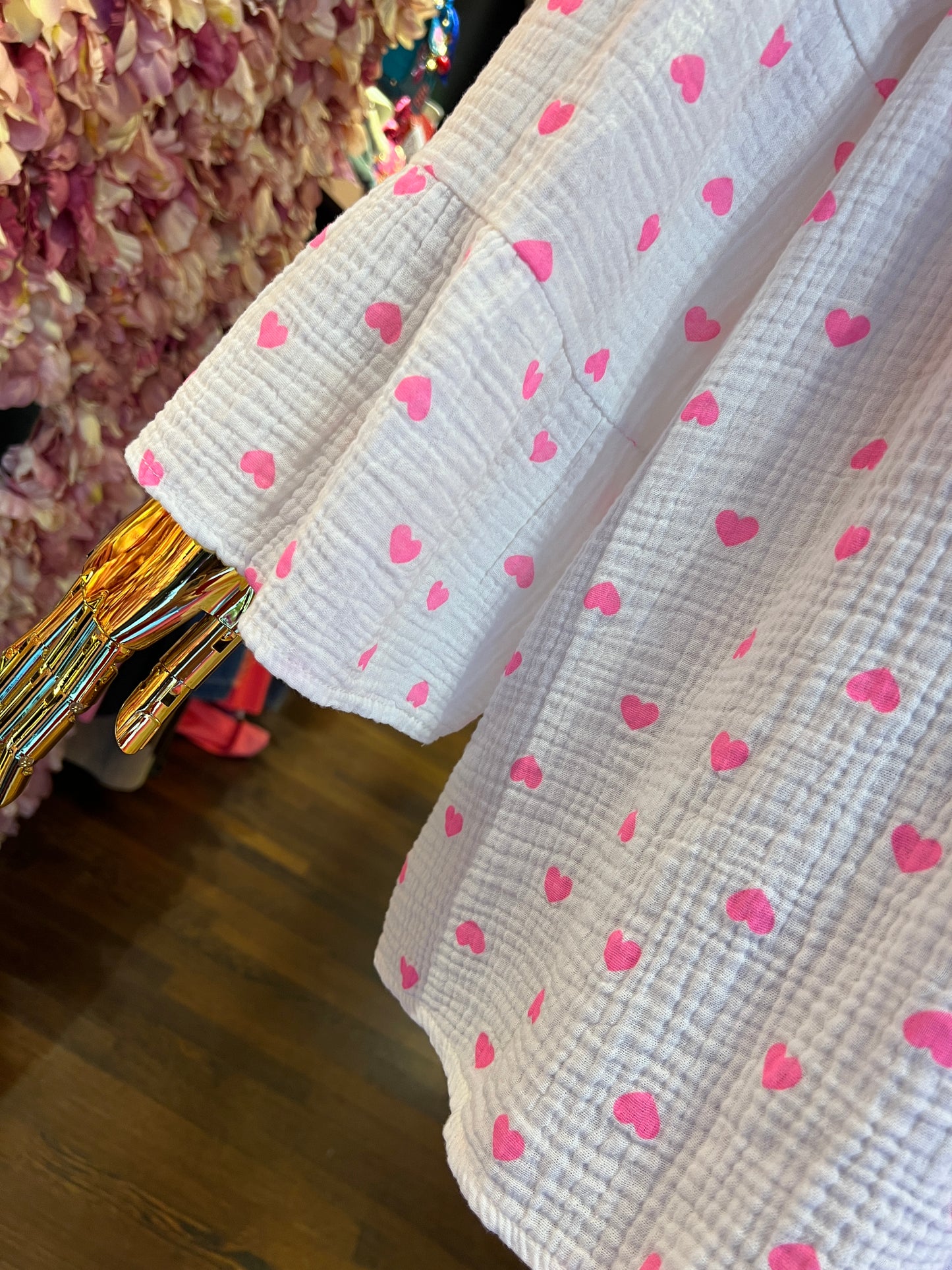 Mon amour -40%Paris blusa bianca scollo Bardot con cuori fucsia