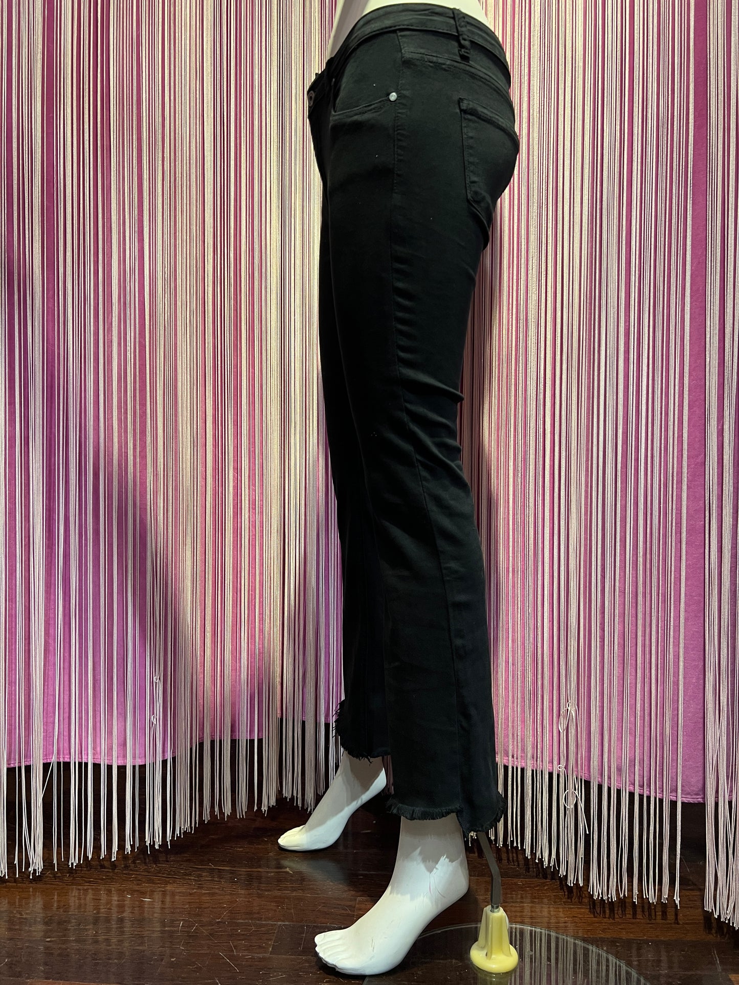 Mon amour Paris pantalone jeans nero sfrangiato