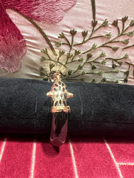 Bracciale nero con pantera