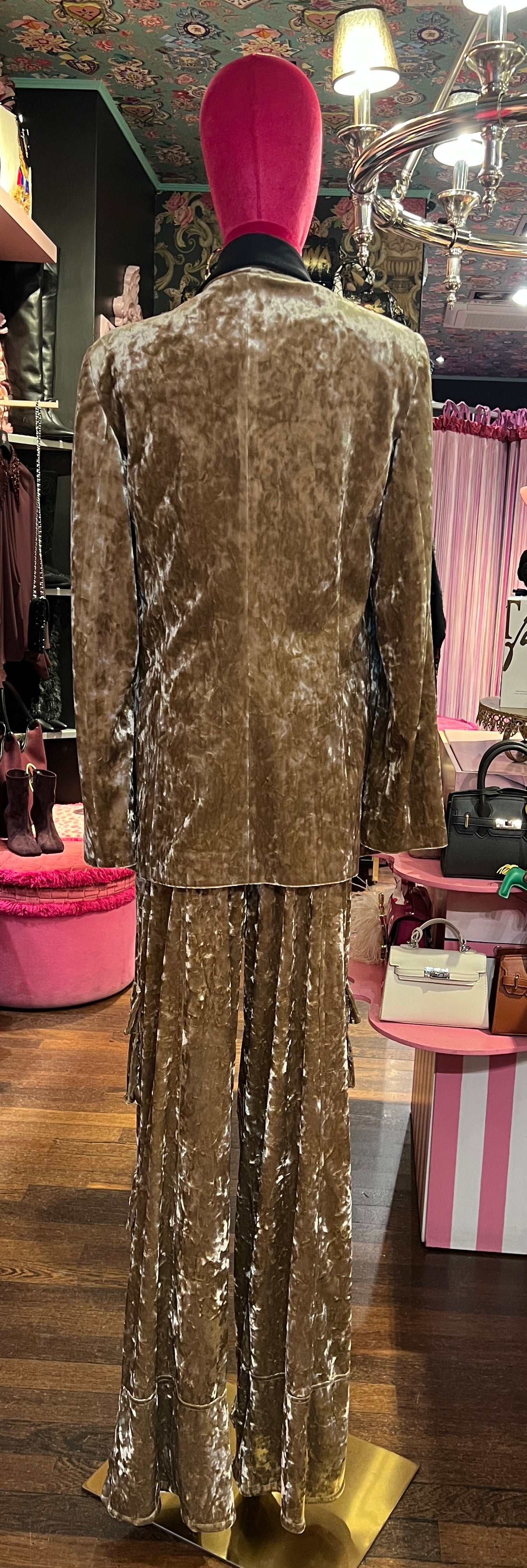 5 Progress completo velvet caramello giacca con spille e pantalone cargo