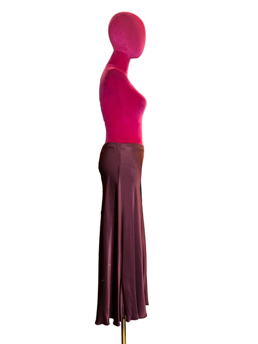 The room gonna a sirena in satin burgundi con elastico in vita