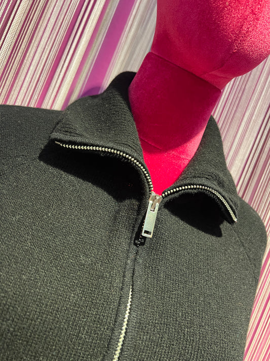 Semicouture maglia nera zip collo in lana merinos e dettagli in fresco di lana