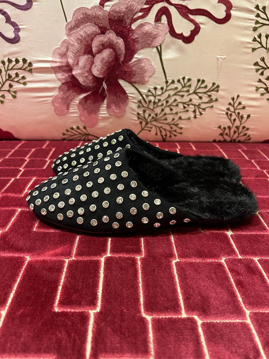 Love & roses sabot con borchie di strass e ecopelliccia