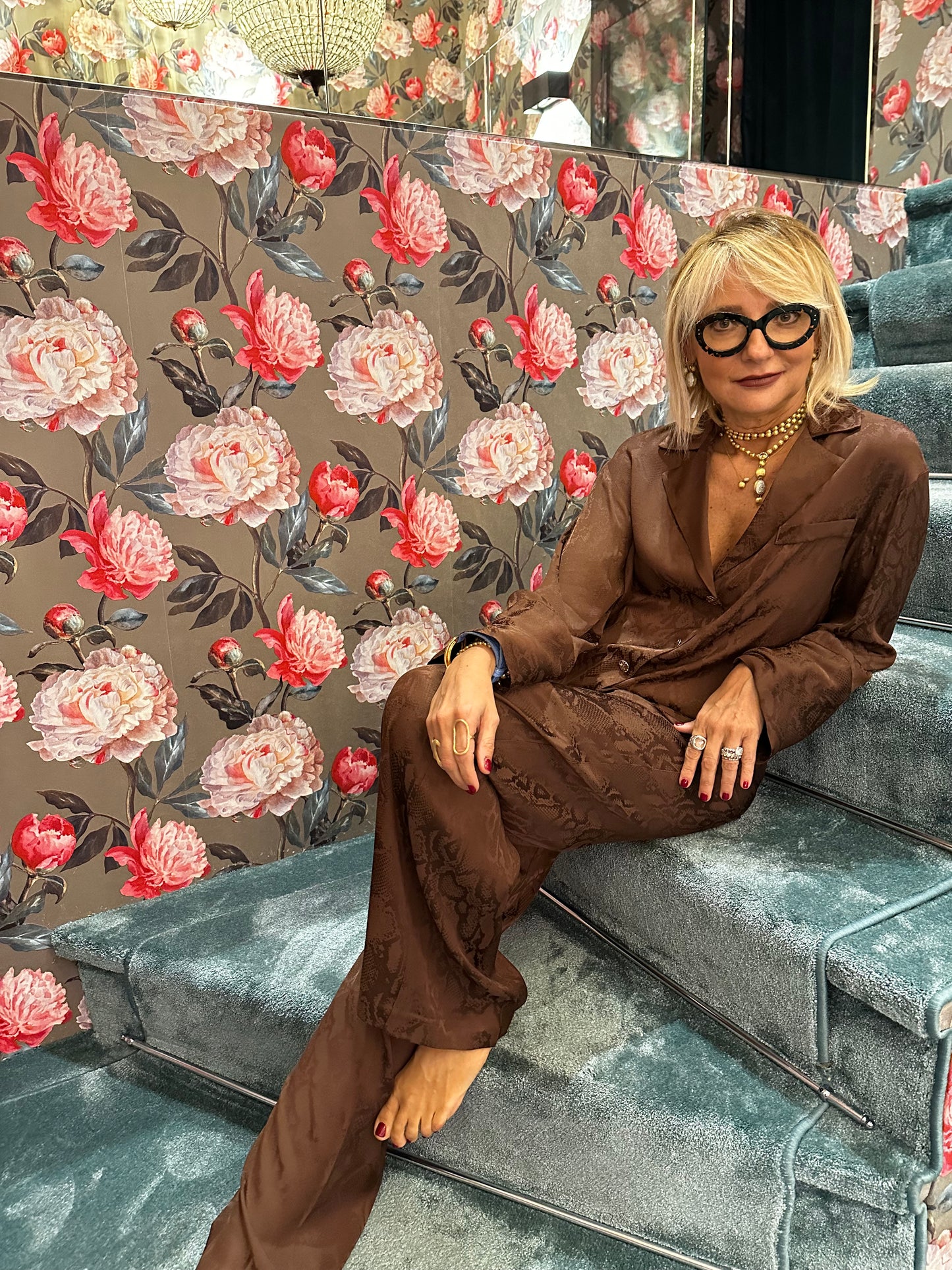 Simona Corsellini meno 60% completo camicia e pantalone stampa snake cioccolato
