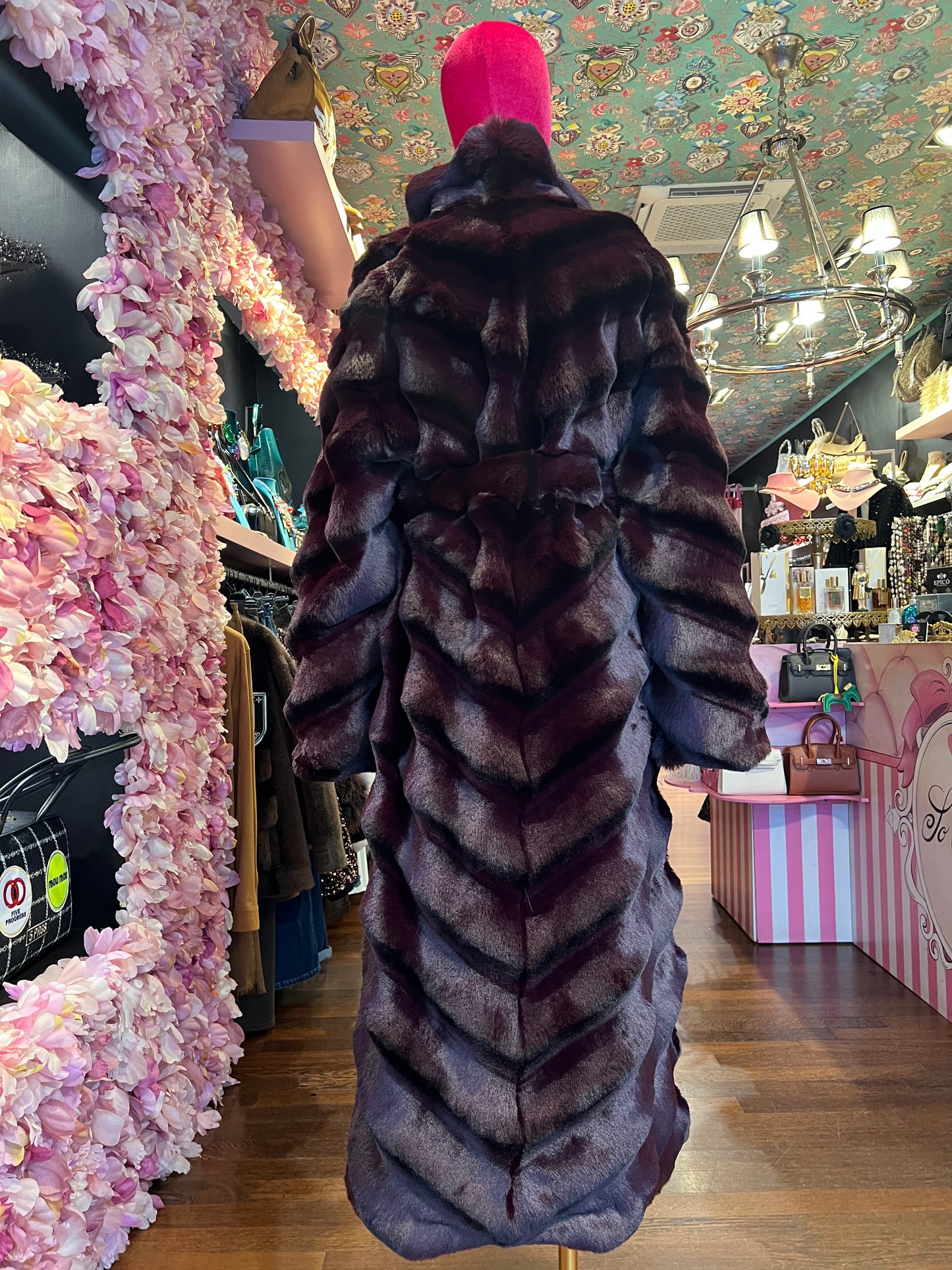 Uncommon cappotto ecopelliccia burgundy cincilla’ con cintura in vita