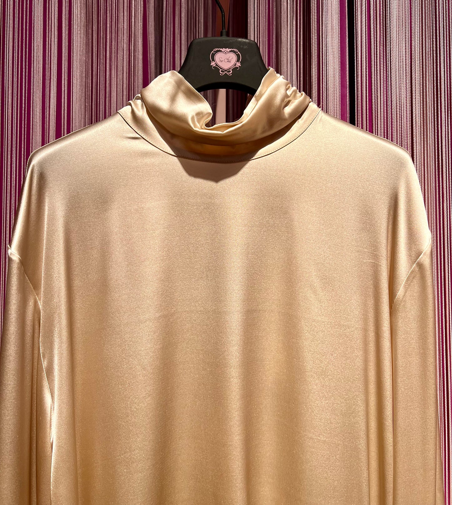 Hanami D’or meno 50% blusa seta ecru’ collo alto con manica volant Ortiz